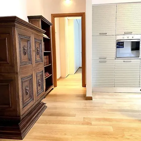 דירה Modern In Historic Center קומו